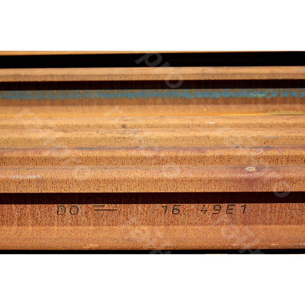 Spoorstaaf 49E1 R260,15.000mm